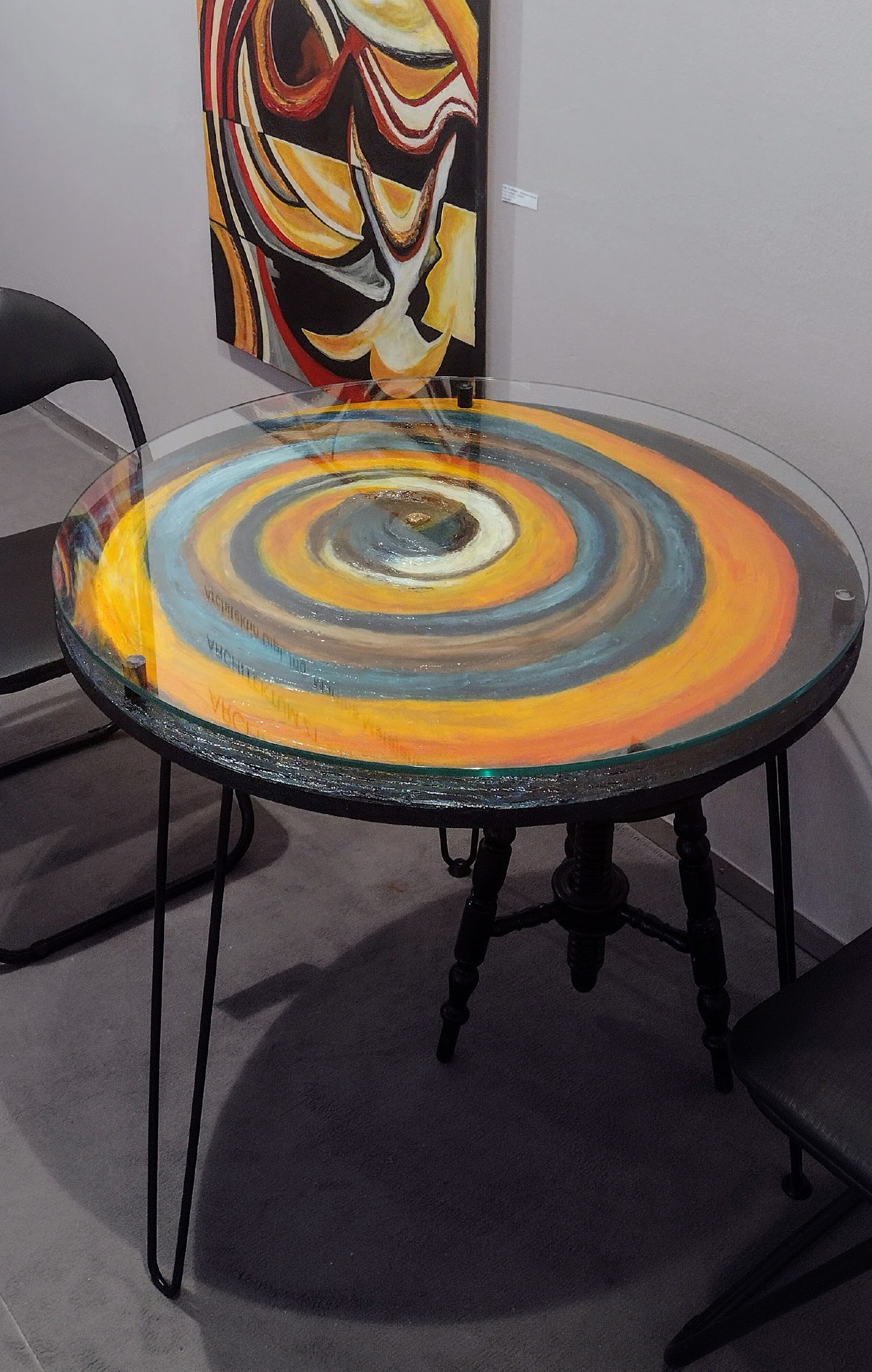 Kunst im Tisch-Marajana Design Image